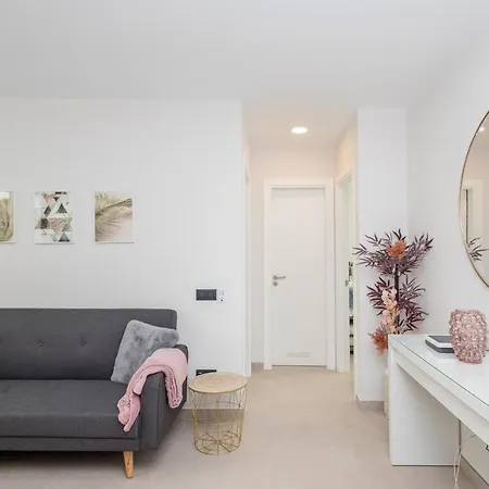 2Br New Pretty Home Next To Las Canteras Beach Las Palmas de Gran Canaria Exterior photo