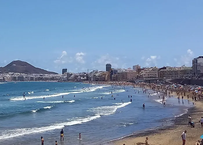 2Br New Pretty Home Next To Las Canteras Beach