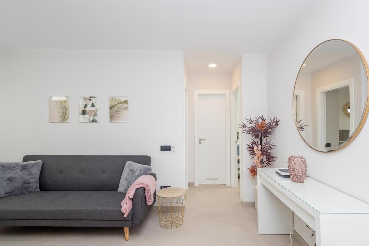 2br New Pretty Next To Canteras Las Palmas